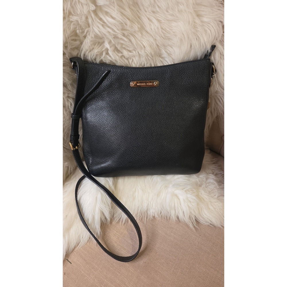 MK50 Michael Kors Messenger crossbody